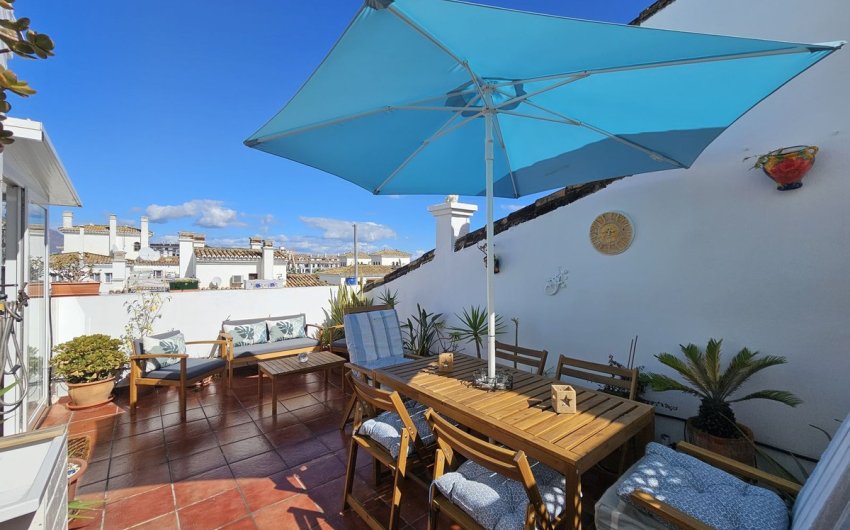 Resale - Apartment -
La Duquesa - Costa del Sol