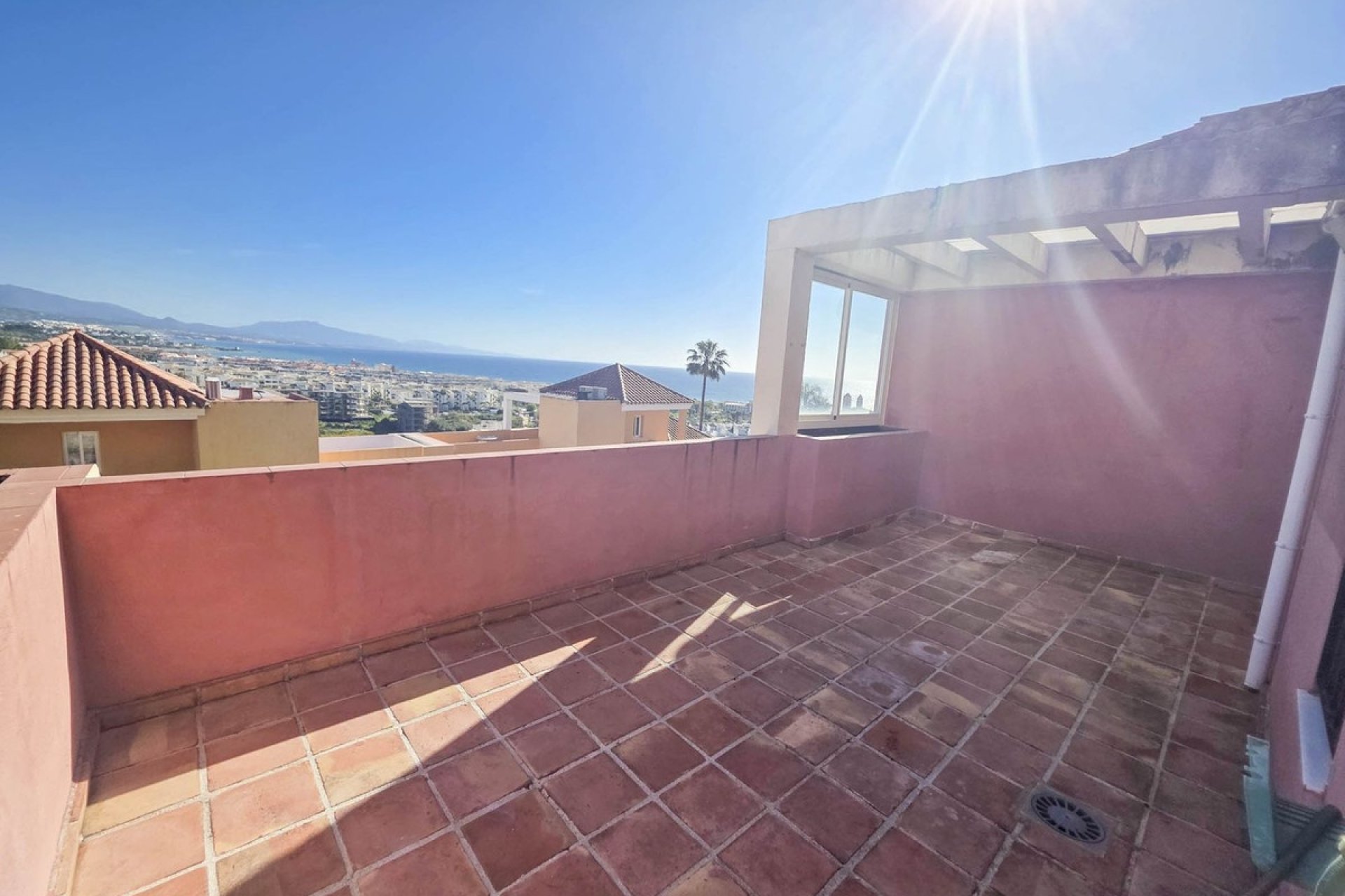 Resale - Apartment -
La Duquesa - Costa del Sol