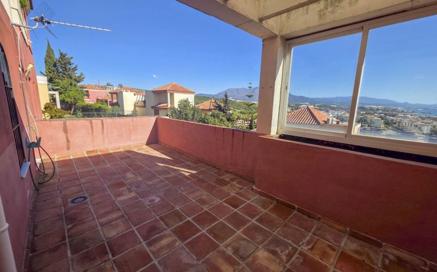 Resale - Apartment -
La Duquesa - Costa del Sol