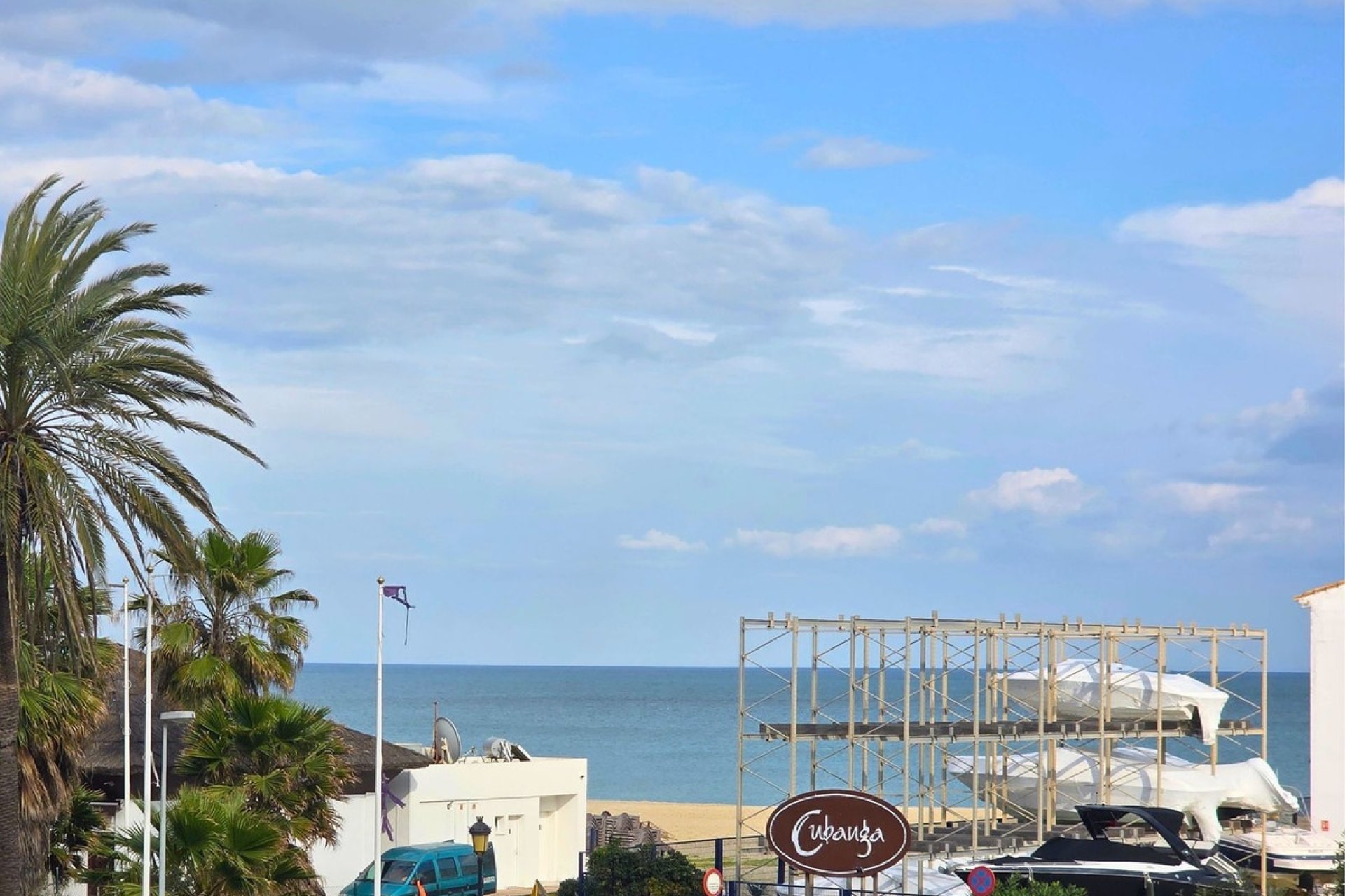 Resale - Apartment -
La Duquesa - Costa del Sol