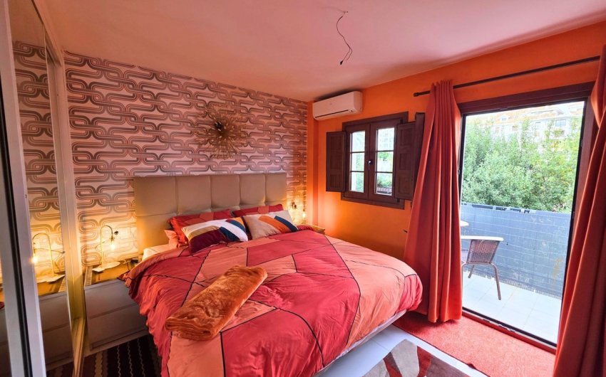 Resale - Apartment -
La Duquesa - Costa del Sol