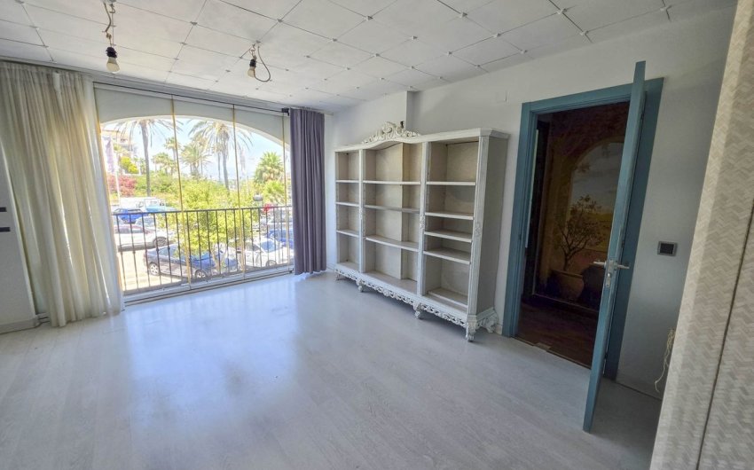Resale - Apartment -
La Duquesa - Costa del Sol