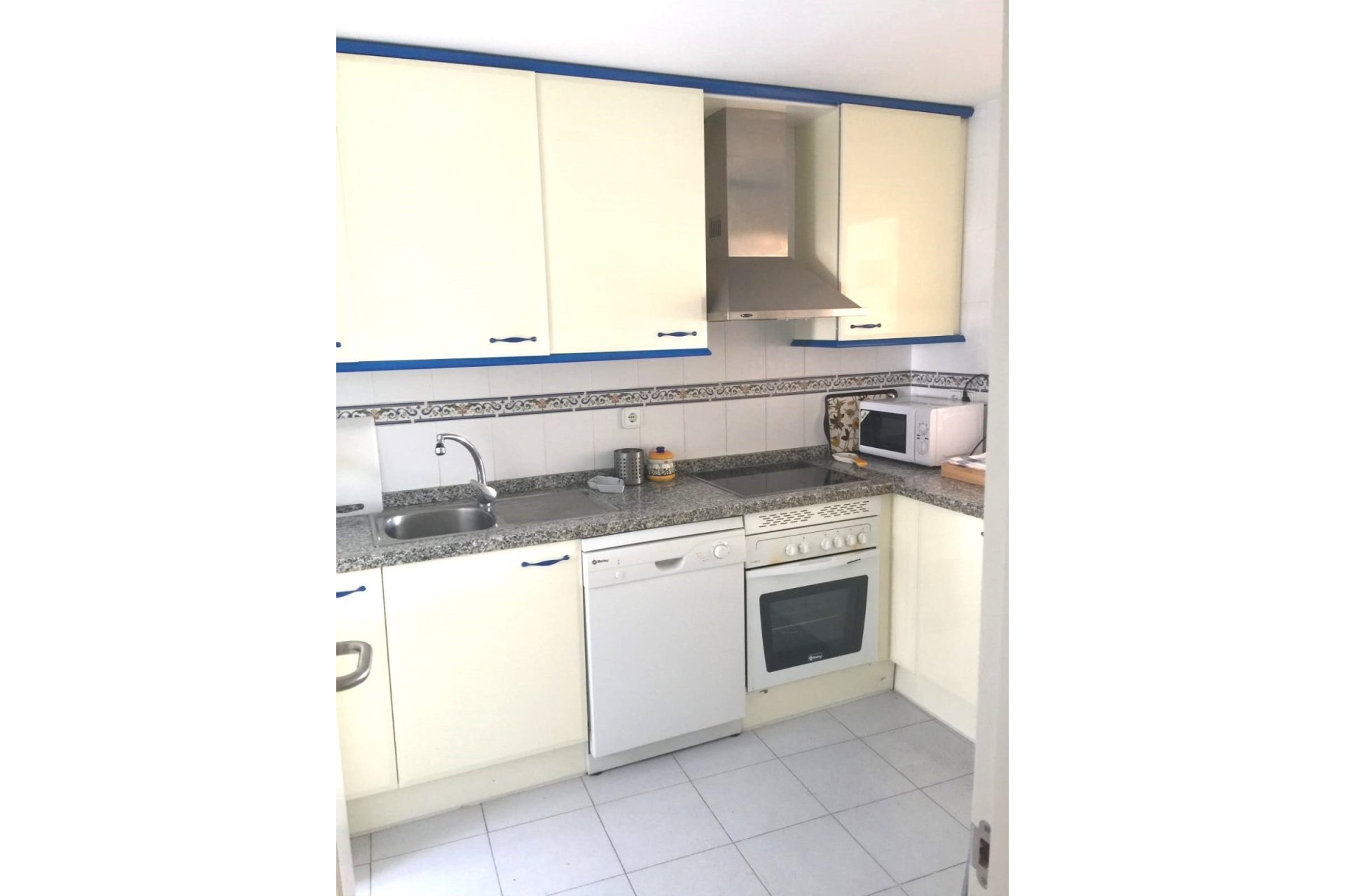 Resale - Apartment -
La Duquesa - Costa del Sol