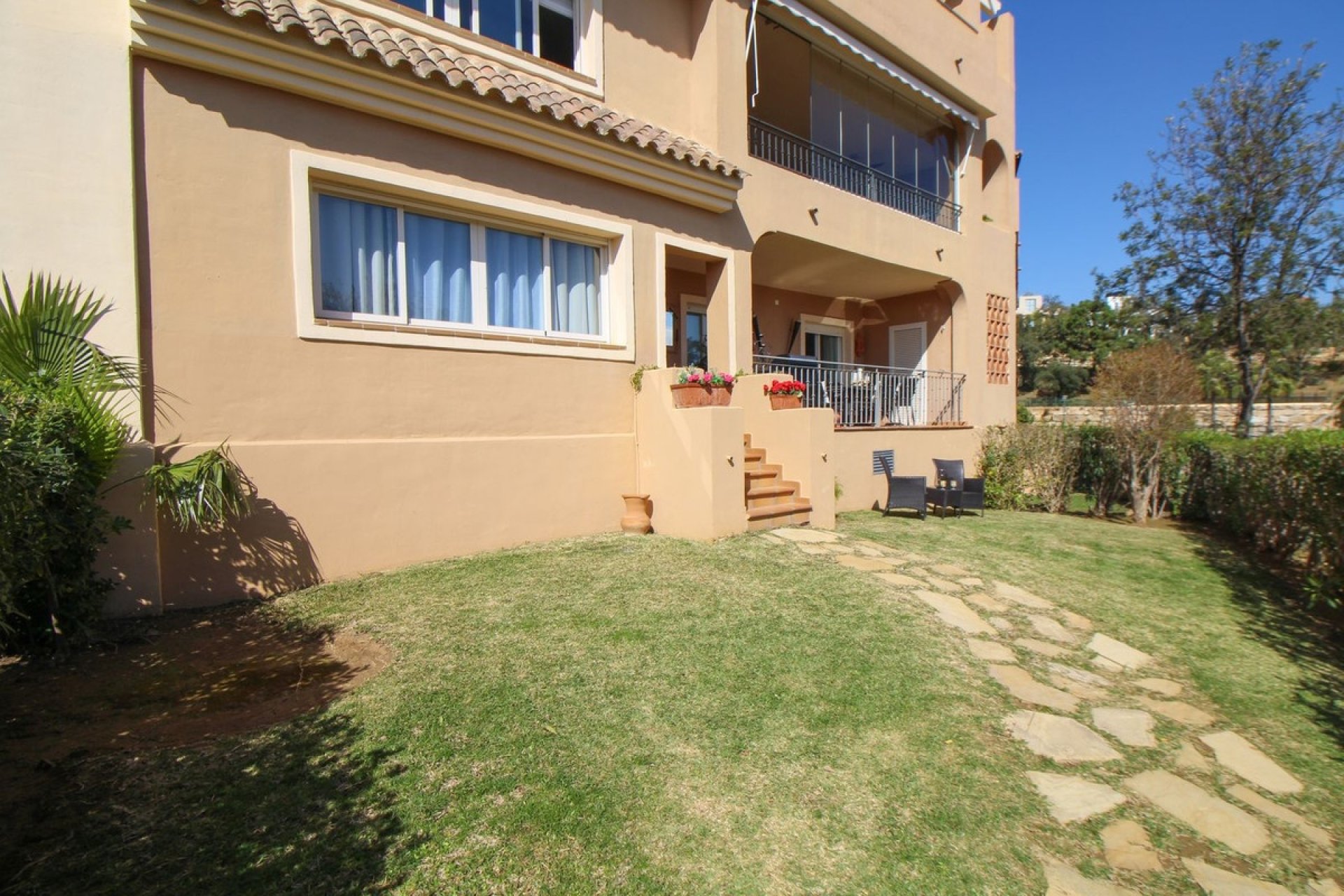 Resale - Apartment -
La Mairena - Inland