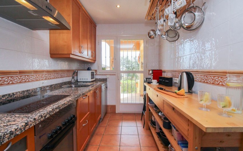 Resale - Apartment -
La Mairena - Inland