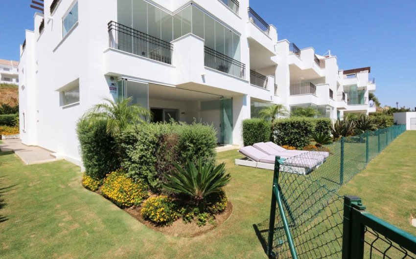 Resale - Apartment -
La Mairena - Inland