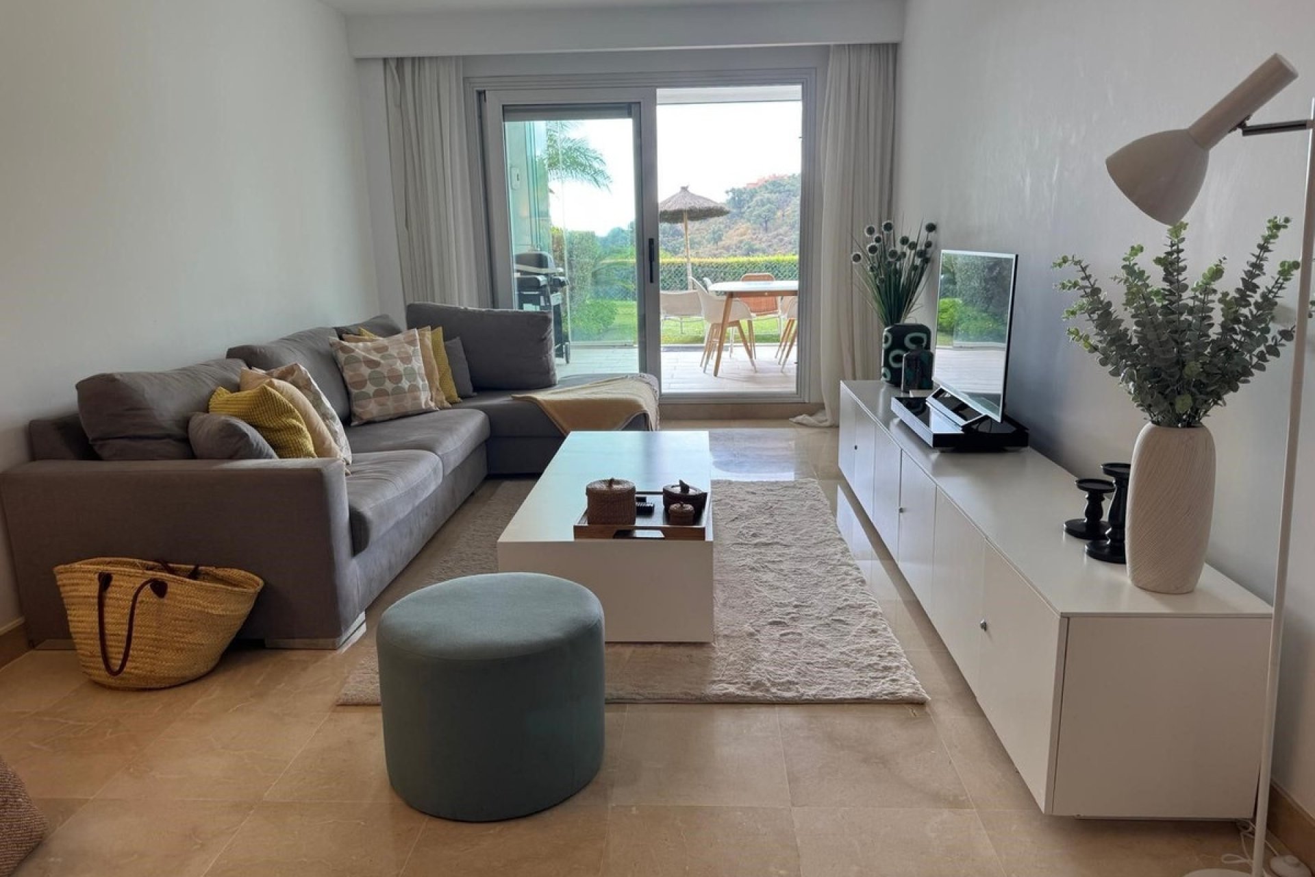 Resale - Apartment -
La Mairena - Inland