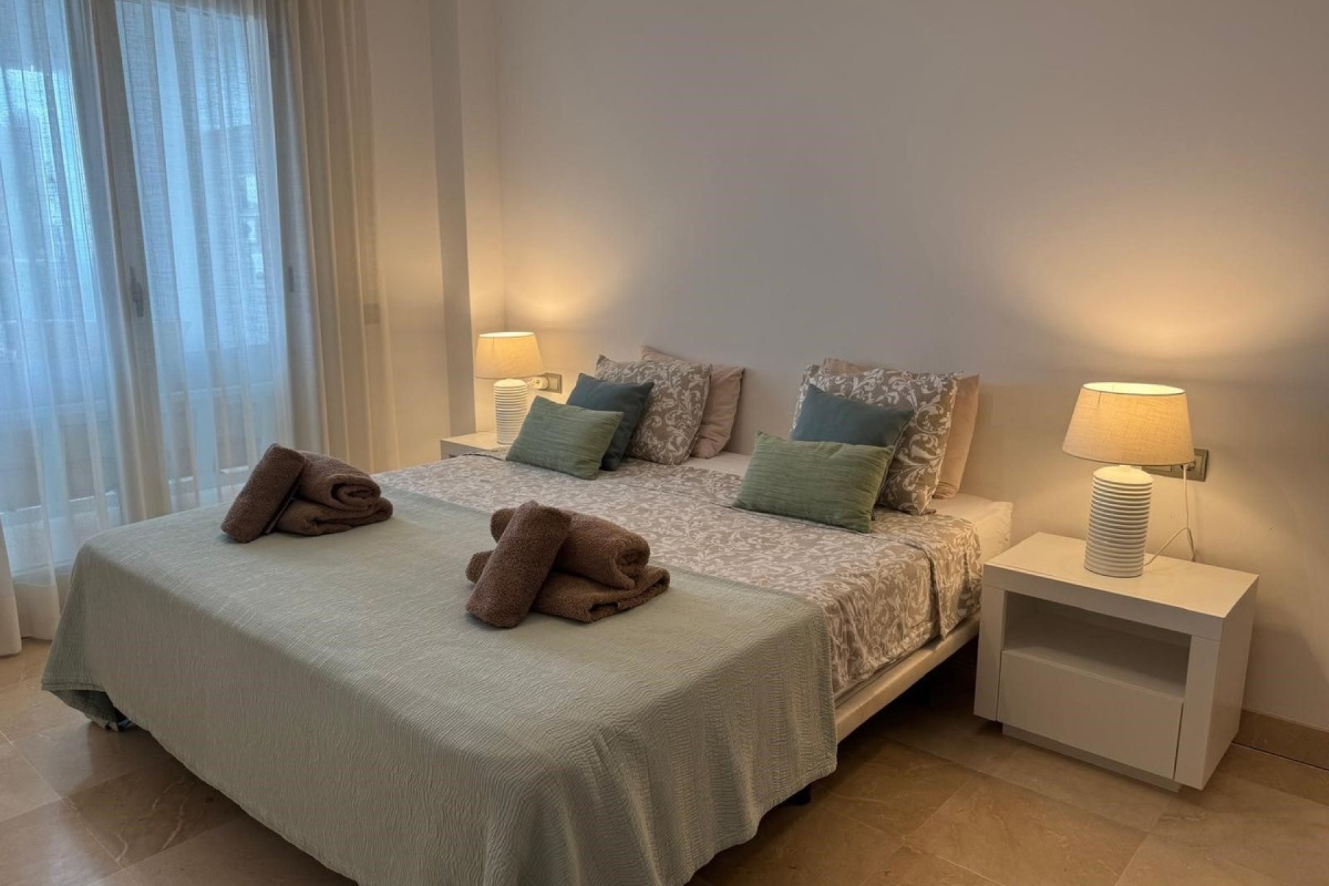 Resale - Apartment -
La Mairena - Inland