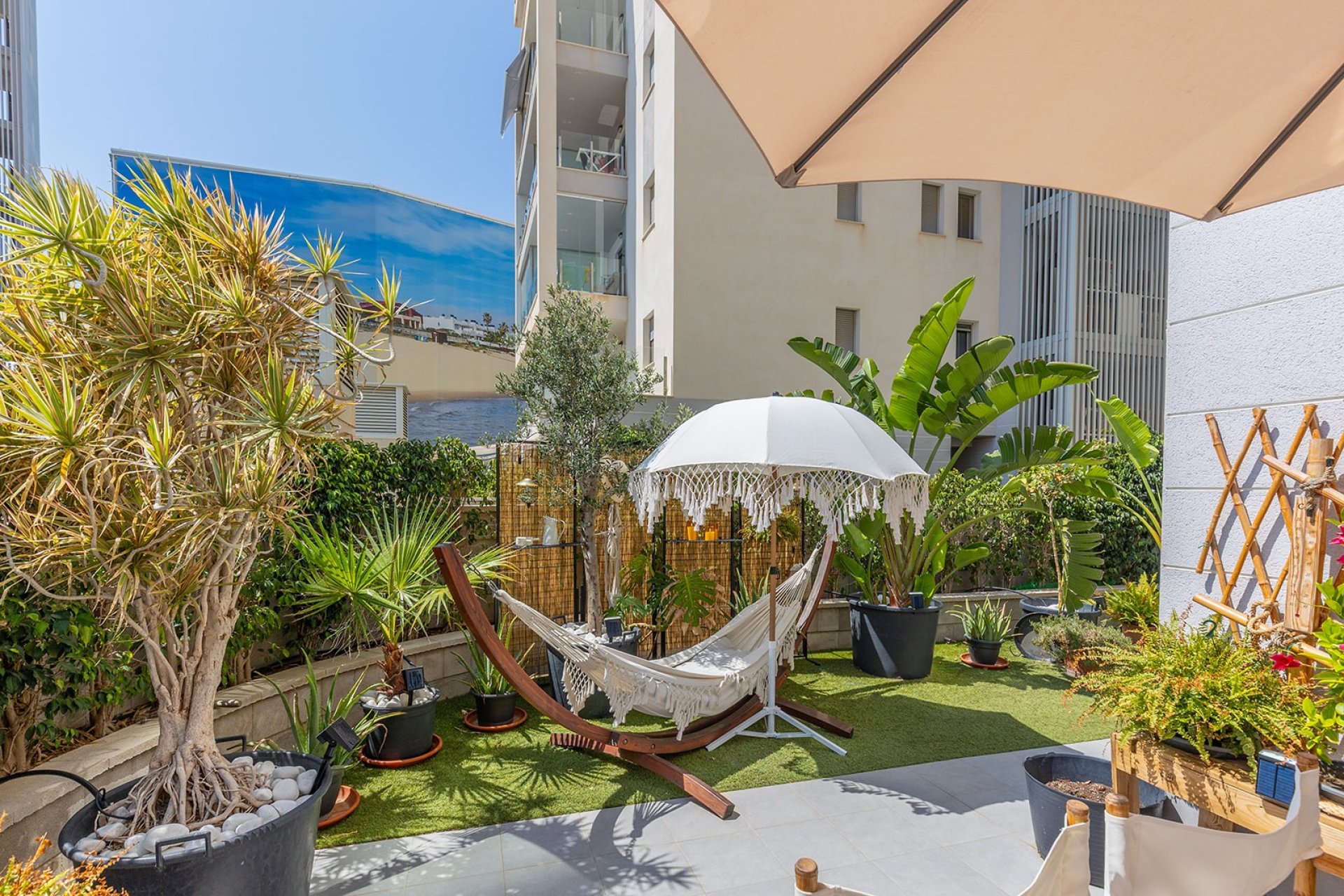 Resale - Apartment -
La Mata - Playa