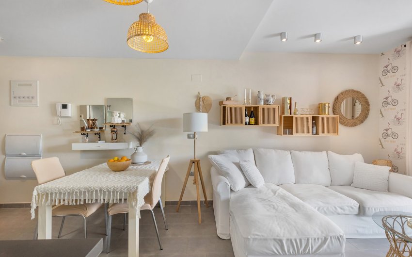 Resale - Apartment -
La Mata - Playa