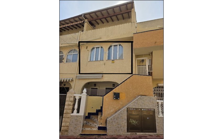 Resale - Apartment -
La Mata - Playa