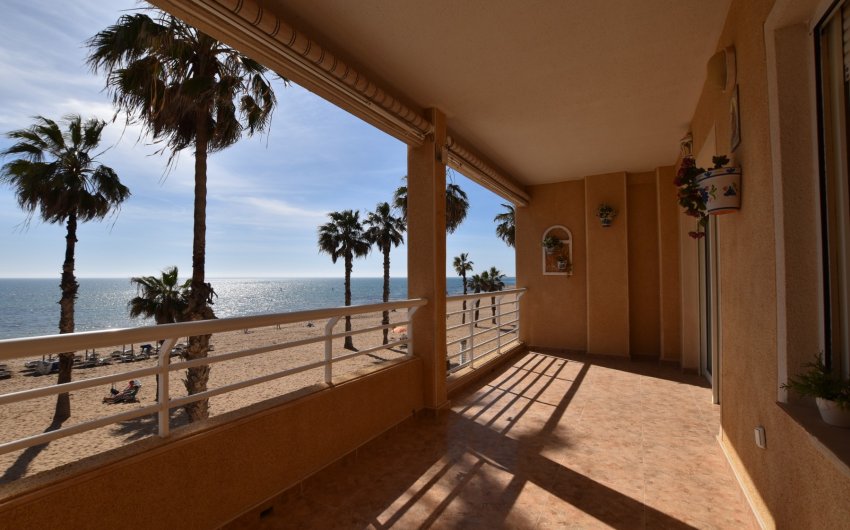 Resale - Apartment -
La Mata