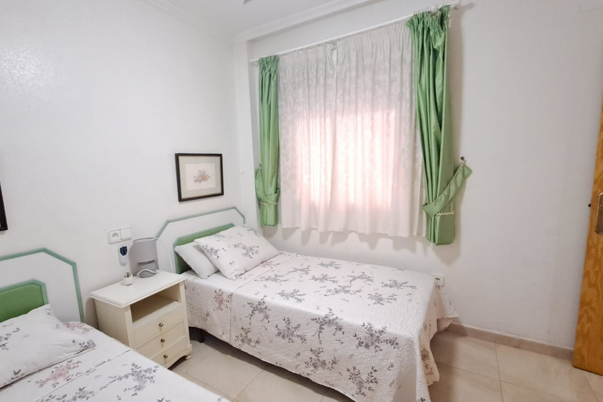 Resale - Apartment -
La Mata