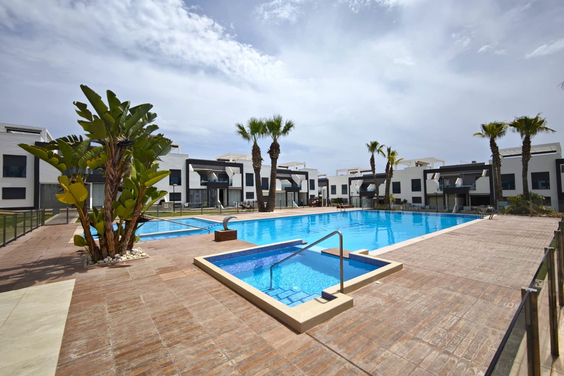 Resale - Apartment -
La Zenia - Costa Blanca