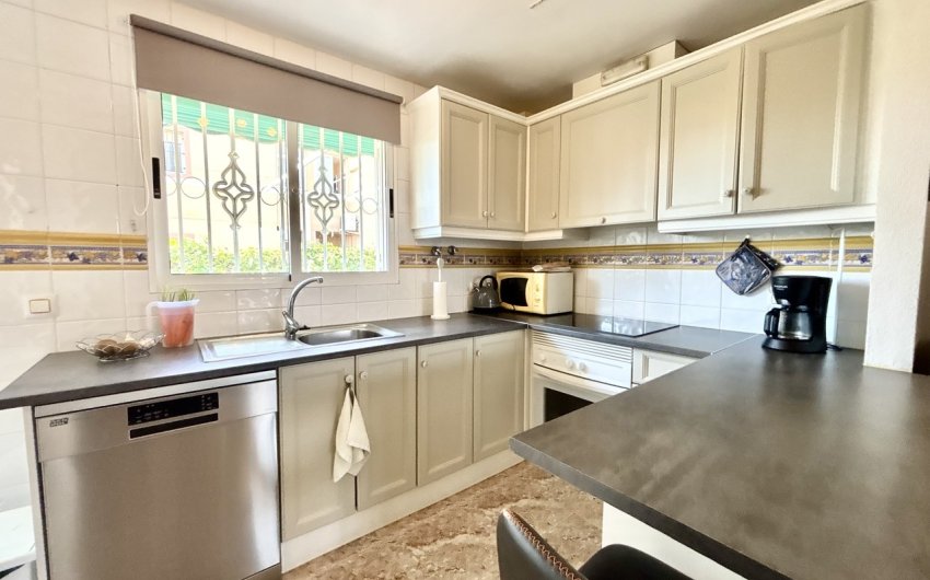 Resale - Apartment -
La Zenia - Costa Blanca