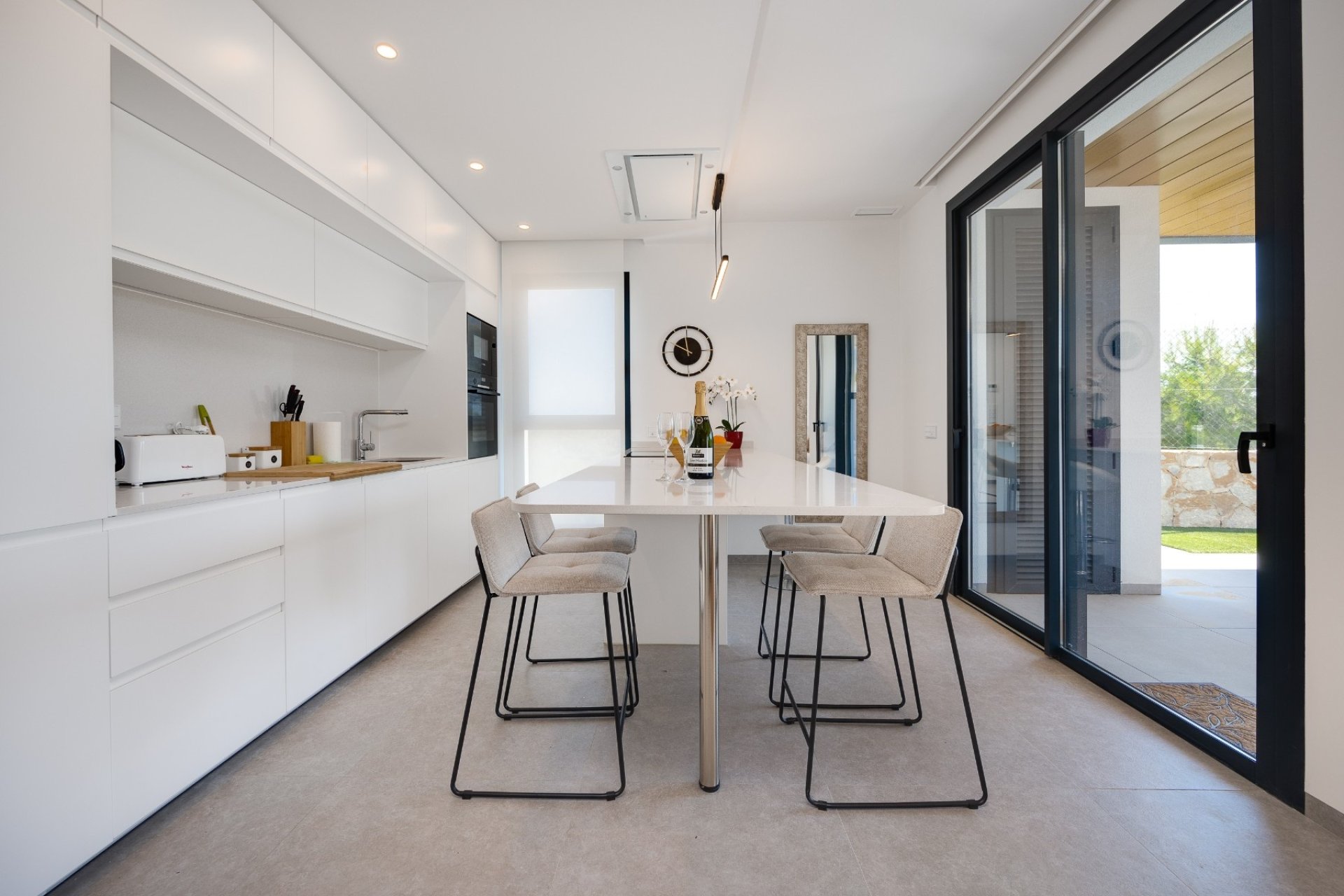 Resale - Apartment -
Las Colinas Golf Resort - Las Colinas golf