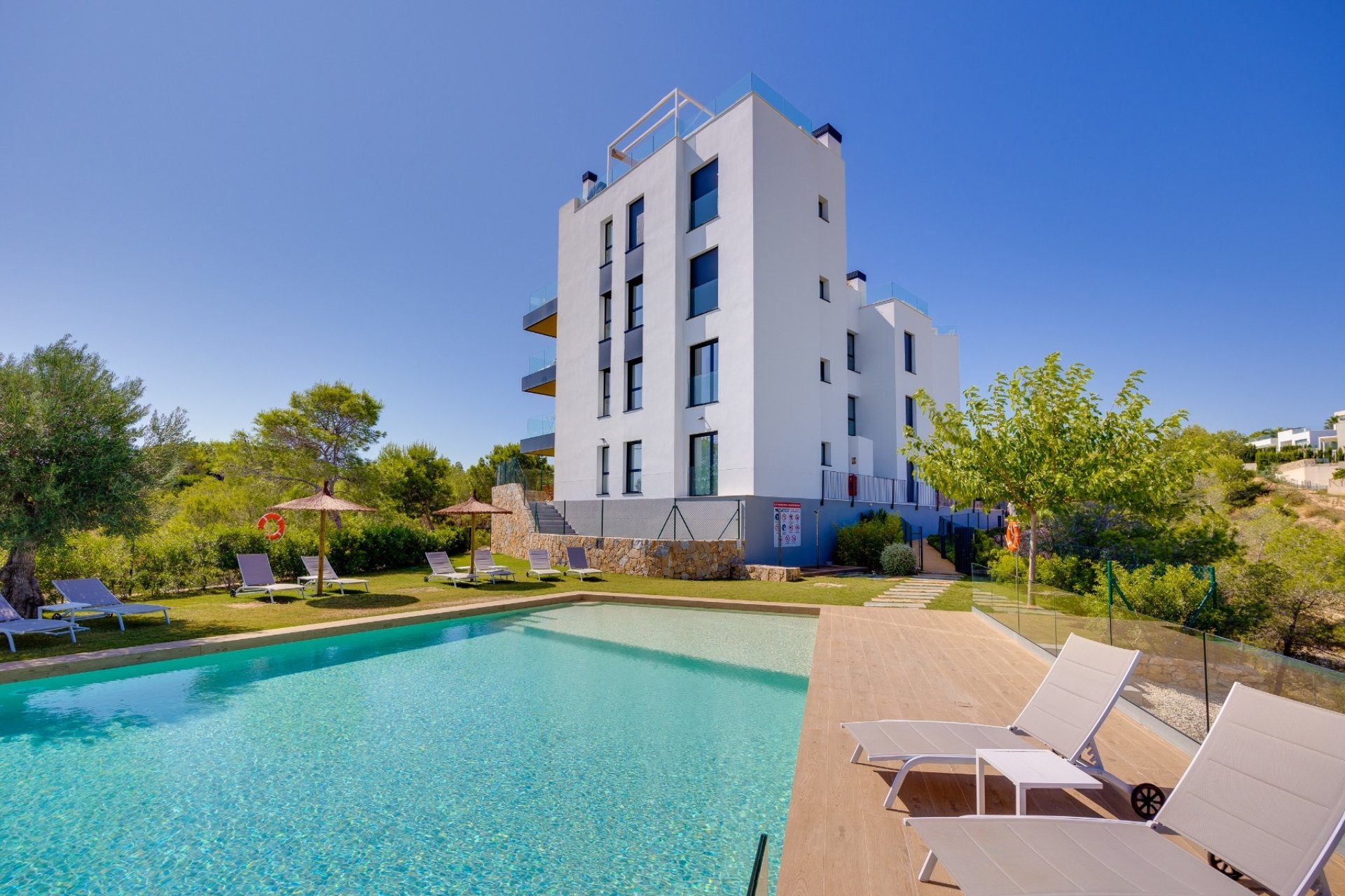 Resale - Apartment -
Las Colinas Golf Resort - Las Colinas golf