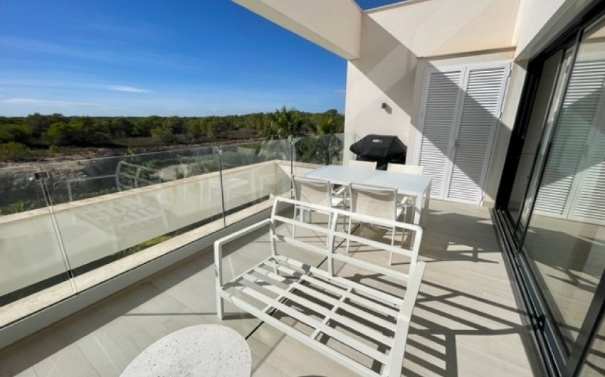 Resale - Apartment -
Las Colinas Golf Resort - Las Colinas golf