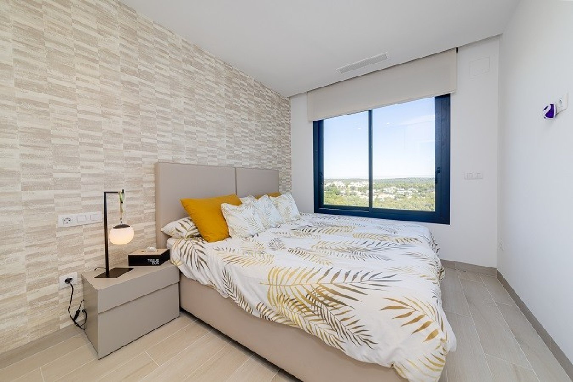 Resale - Apartment -
Las Colinas Golf Resort