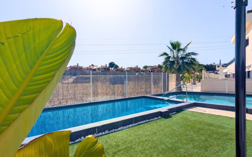 Resale - Apartment -
Lo Crispin - Inland