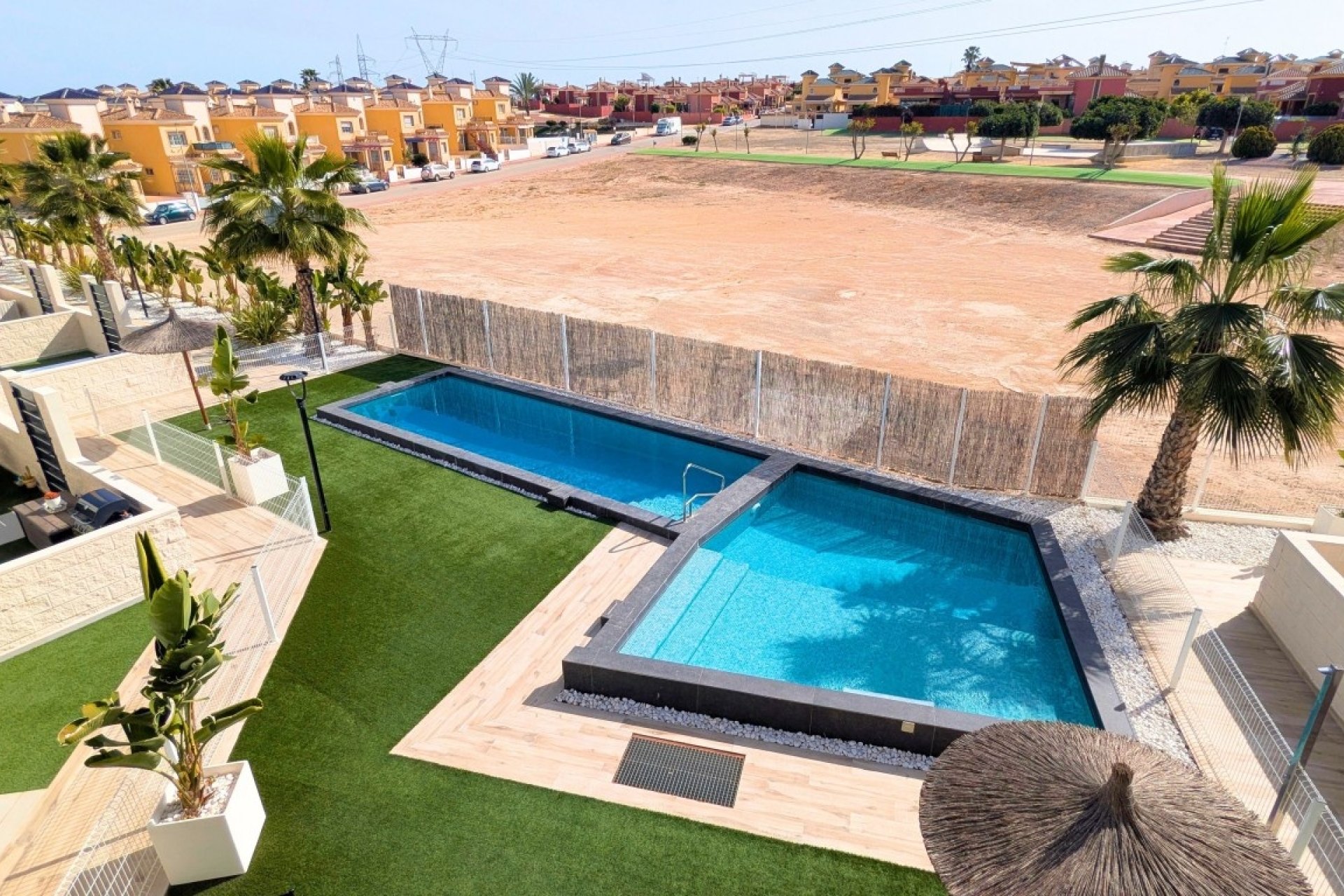 Resale - Apartment -
Lo Crispin - Inland
