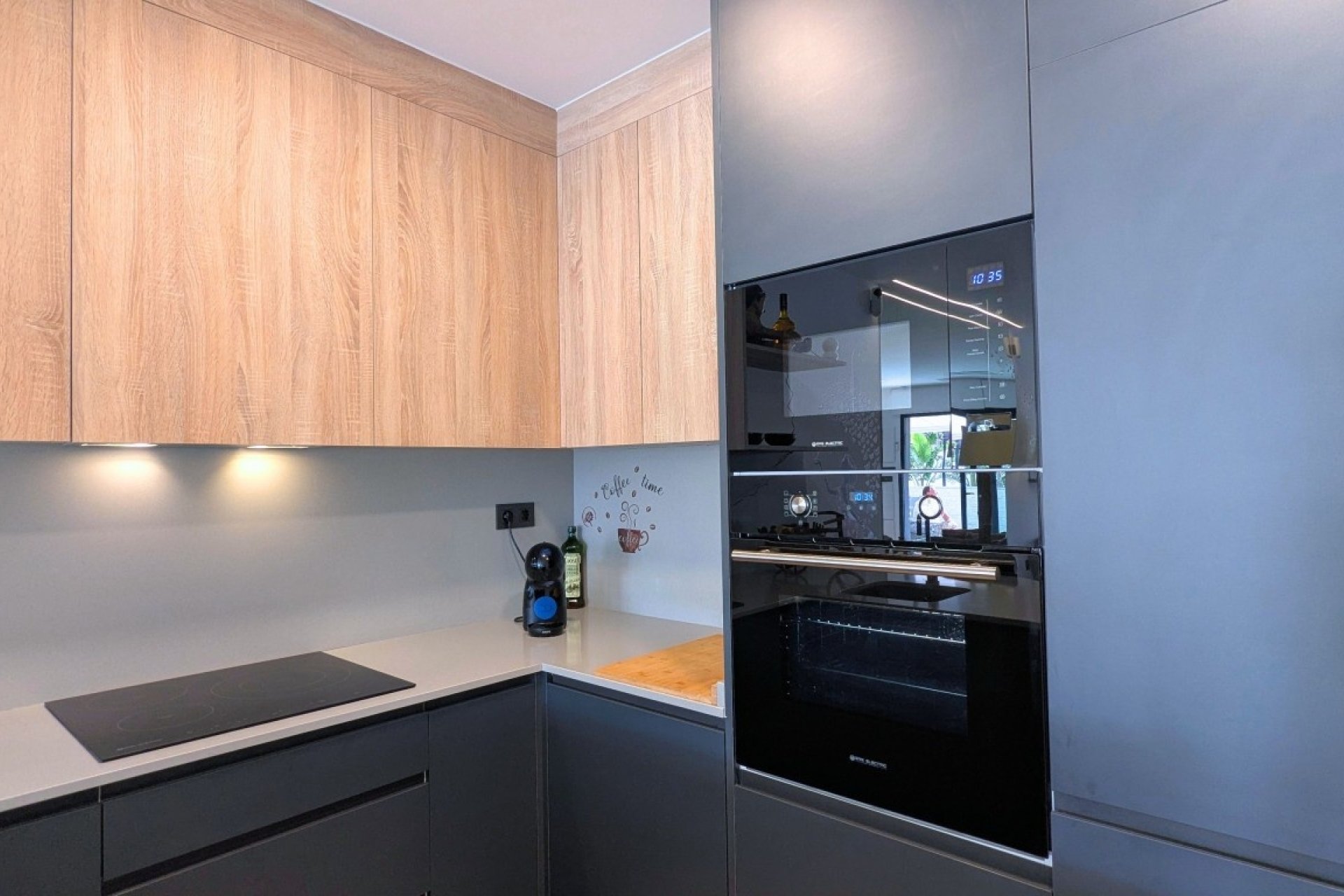 Resale - Apartment -
Lo Crispin - Inland