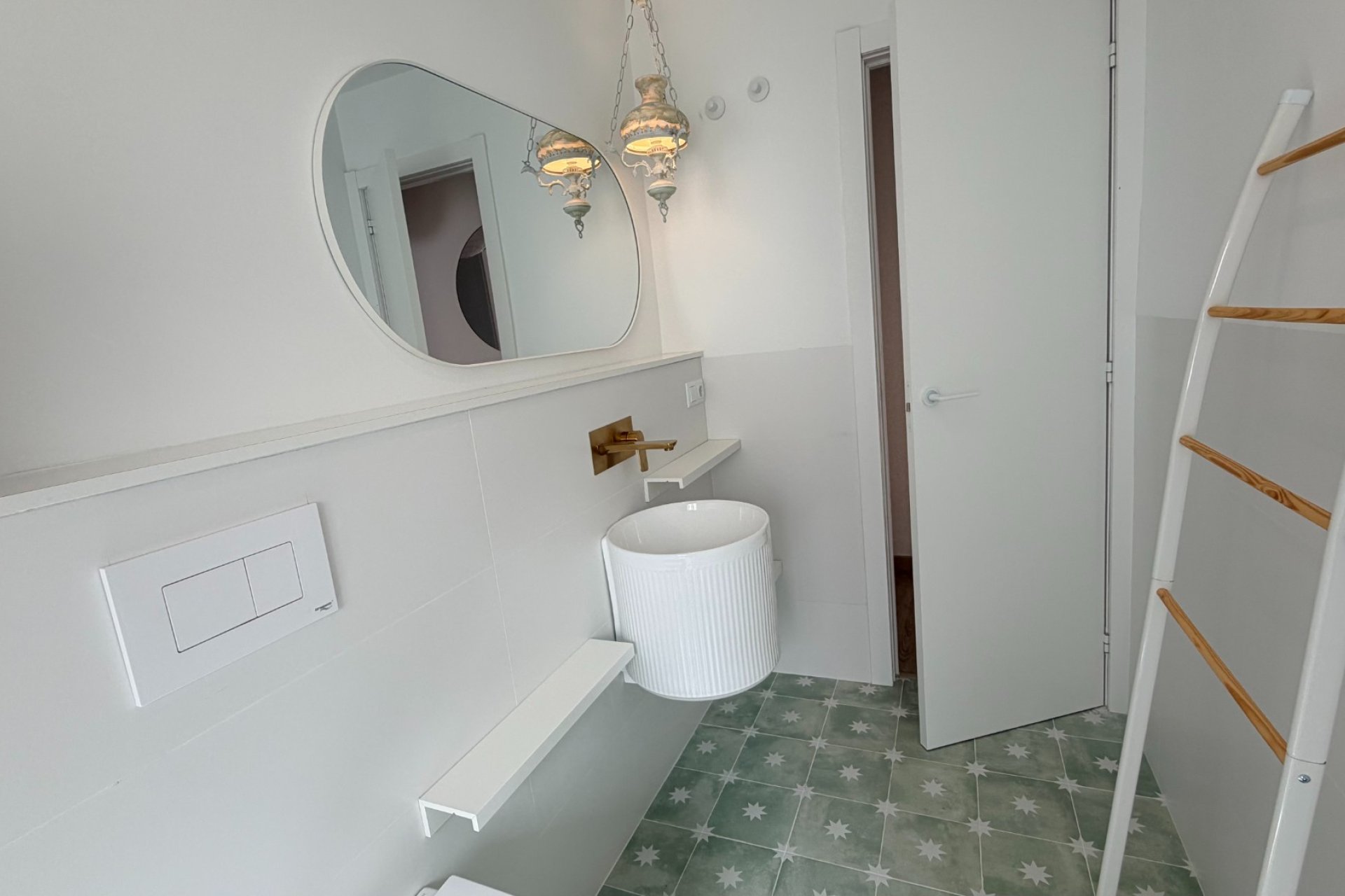 Resale - Apartment -
Lo Pagan - Lo Pagan - Town