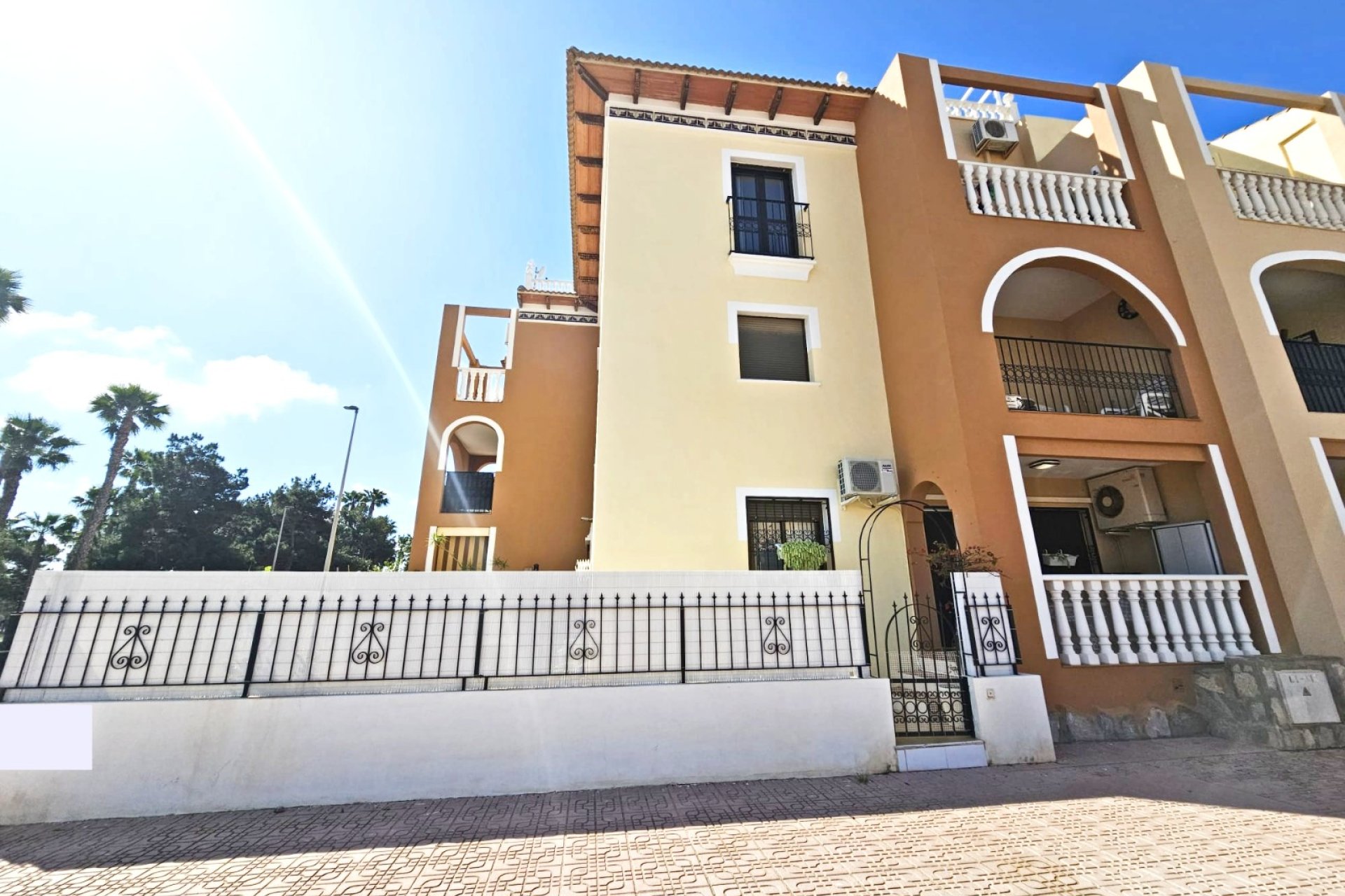 Resale - Apartment -
Los Alcazares - Pueblo Patrica