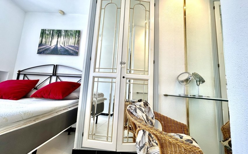 Resale - Apartment -
Los Altos - Costa Blanca