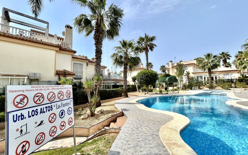 Resale - Apartment -
Los Altos - Costa Blanca