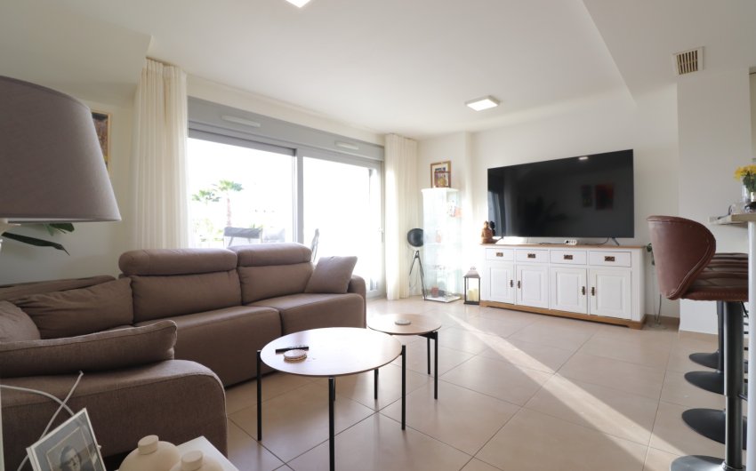 Resale - Apartment -
Los Montesinos - Entre Naranjos / Vistabella Golf