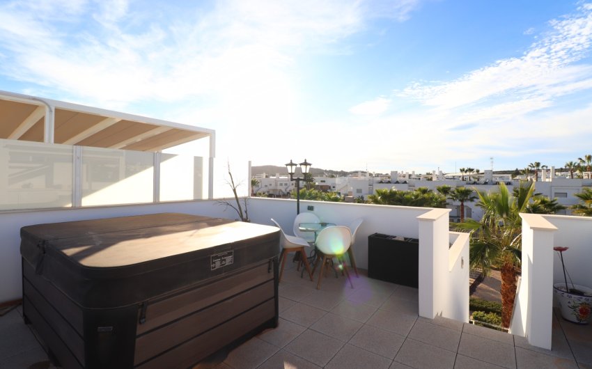 Resale - Apartment -
Los Montesinos - Entre Naranjos / Vistabella Golf