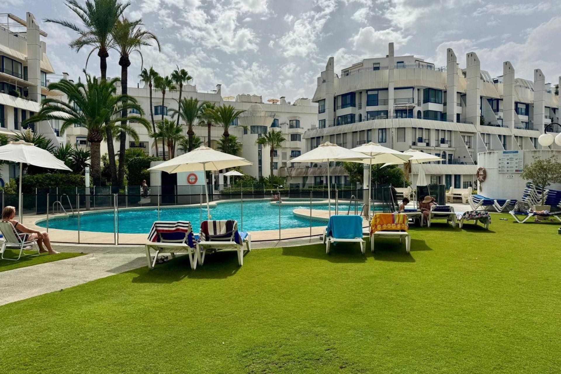 Resale - Apartment -
Marbella - Costa del Sol