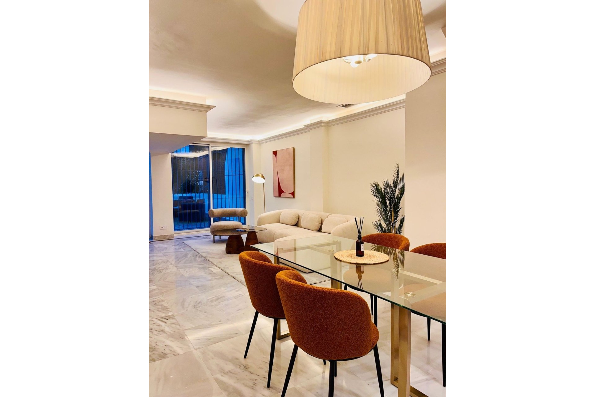 Resale - Apartment -
Marbella - Costa del Sol