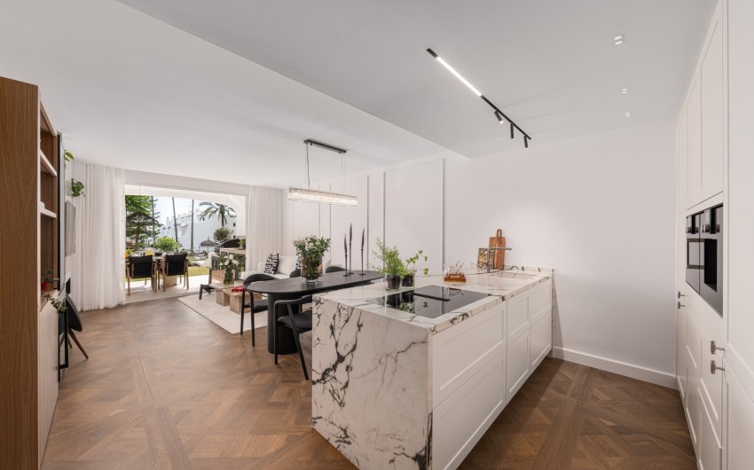 Resale - Apartment -
Marbella - Golden Mile