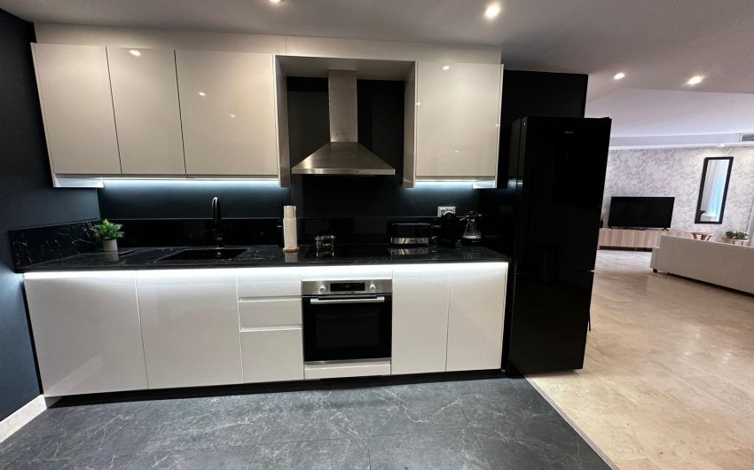 Resale - Apartment -
Marbella - Lomas De Rio Verde