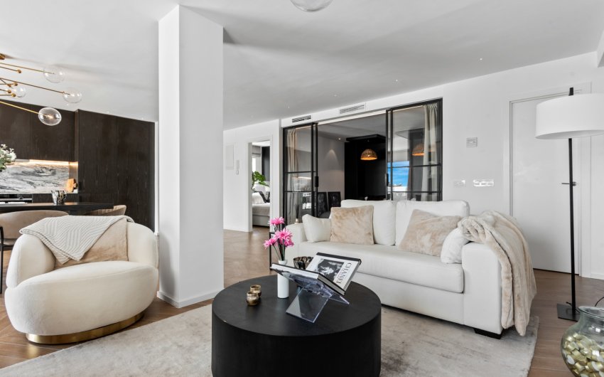 Resale - Apartment -
Marbella - Nueva Andalucía