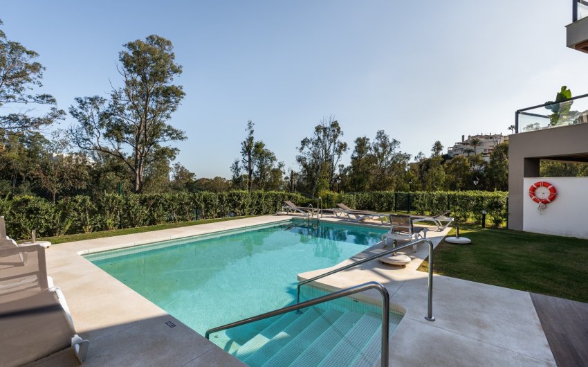 Resale - Apartment -
Marbella - Nueva Andalucía