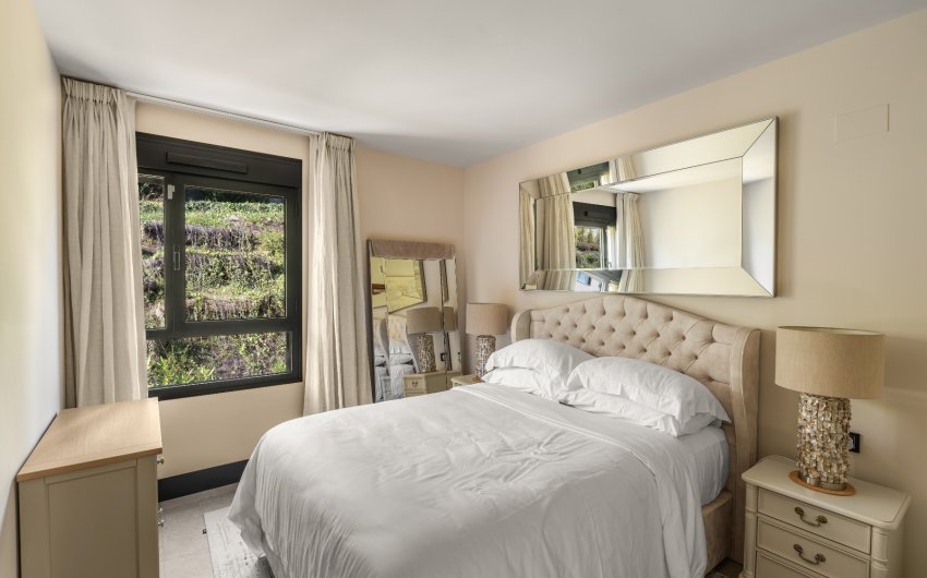 Resale - Apartment -
Marbella - Nueva Andalucía