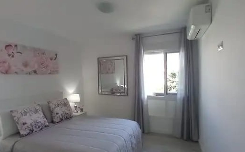 Resale - Apartment -
Marbella - Nueva Andalucía