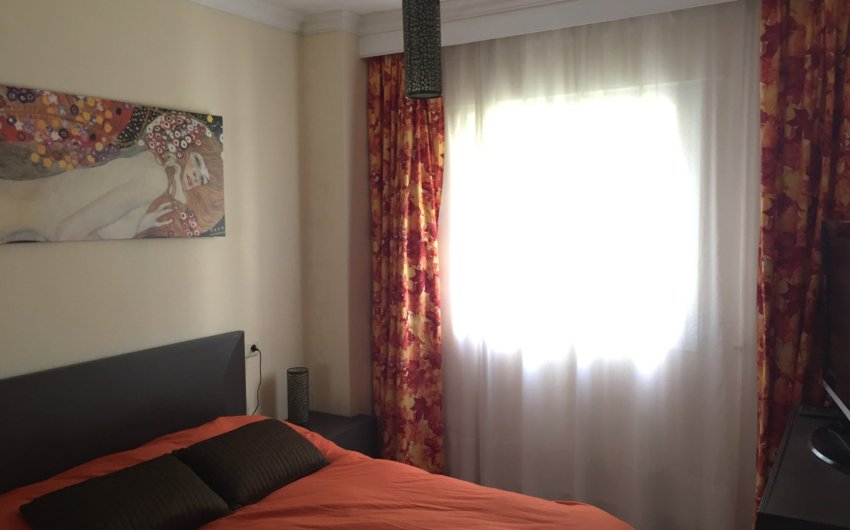 Resale - Apartment -
Marbella - Nueva Andalucía