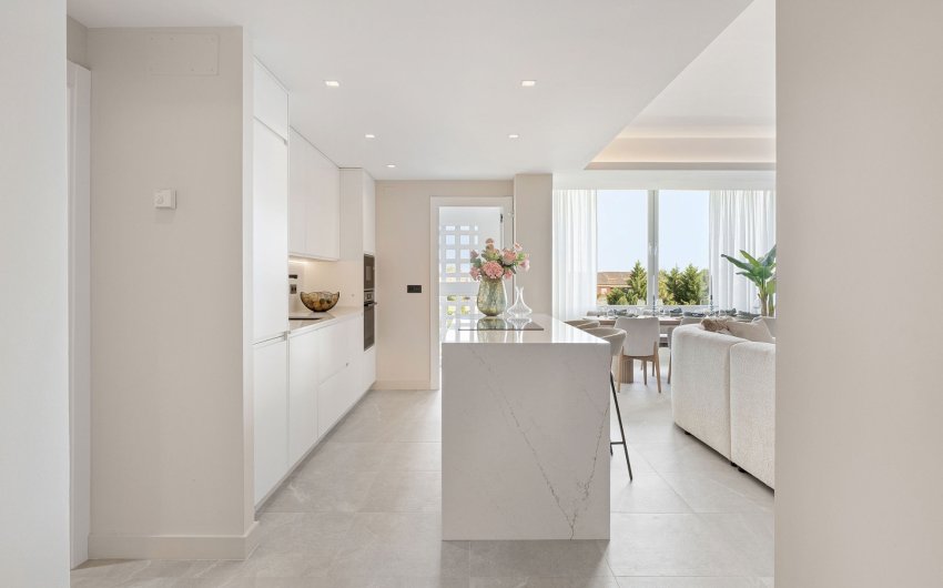 Resale - Apartment -
Marbella - Nueva Andalucía