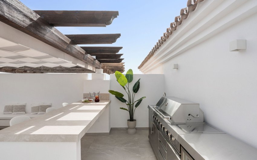 Resale - Apartment -
Marbella - Nueva Andalucía