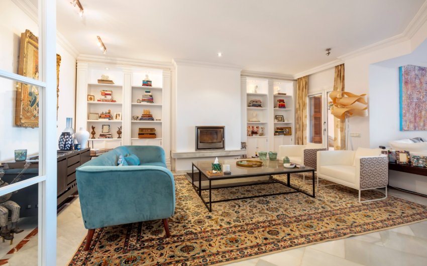 Resale - Apartment -
Marbella - Nueva Andalucía