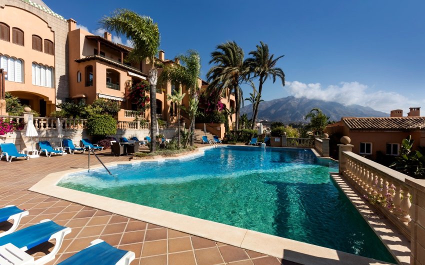 Resale - Apartment -
Marbella - Nueva Andalucía
