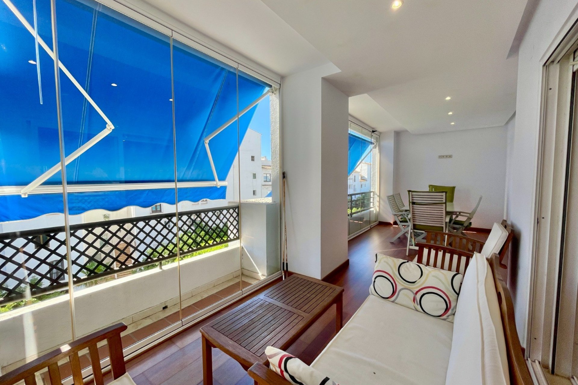 Resale - Apartment -
Marbella - Puerto Banús