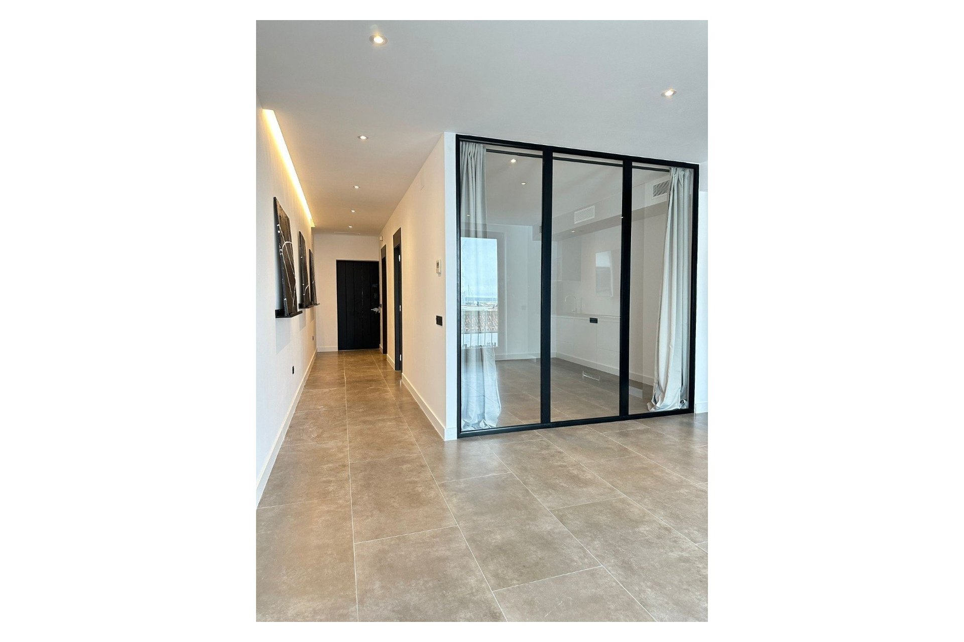 Resale - Apartment -
Marbella - Puerto Banús