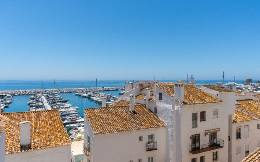 Resale - Apartment -
Marbella - Puerto Banús