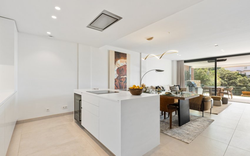 Resale - Apartment -
Marbella