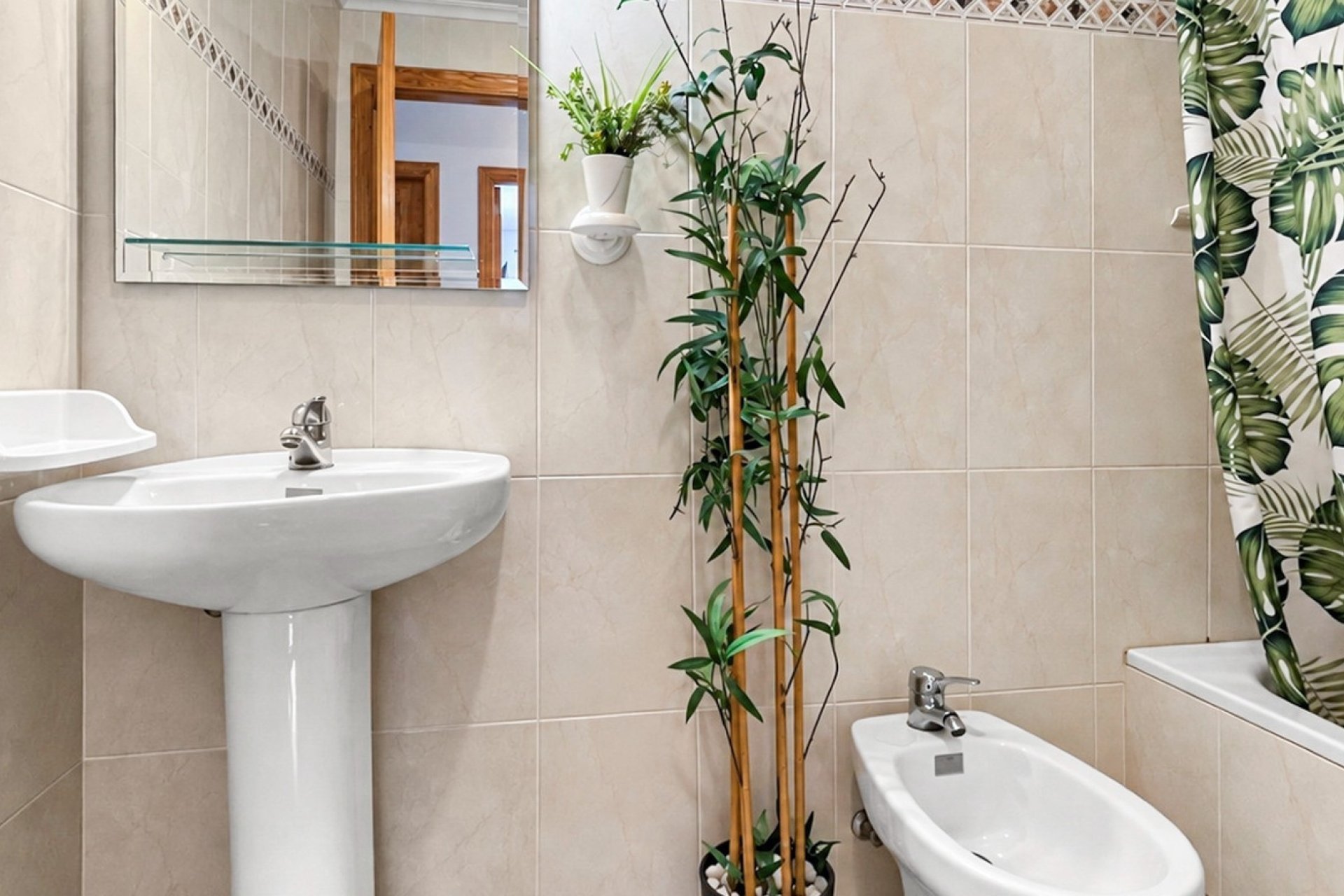 Resale - Apartment -
Mil Palmeras - Costa Blanca